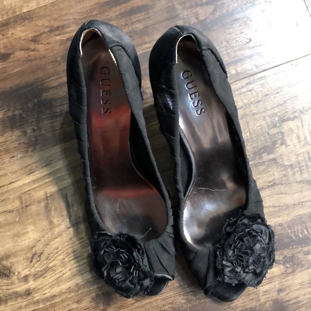 Guess Peep Toe Black Heel